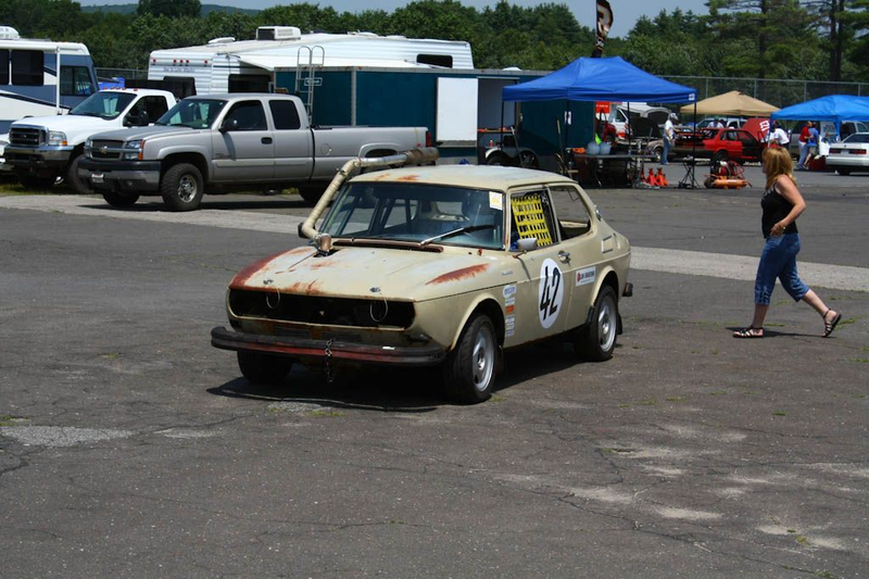 Illustration for article titled The 24 Hours Of LeMons New England 2009 Über Gallery, Part 2